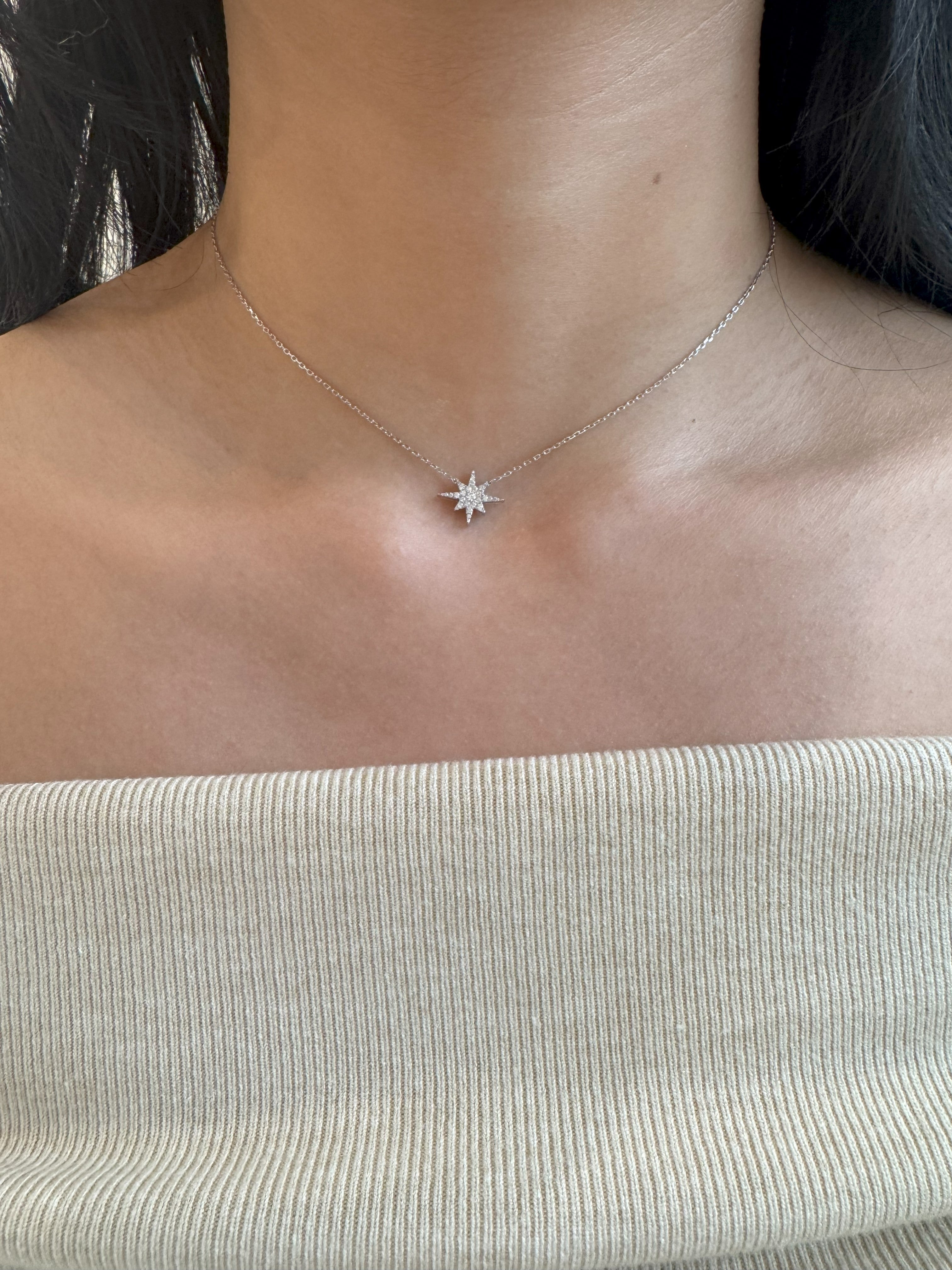 Étoile Necklace